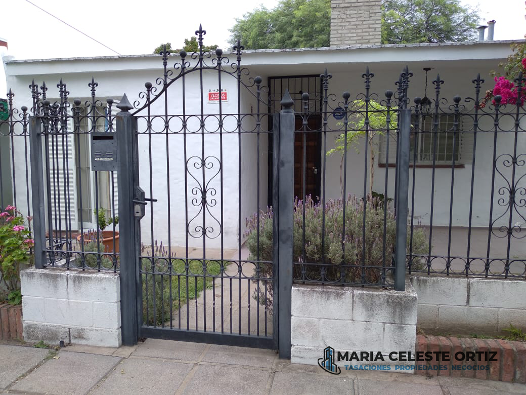 Casa 2 dormitorios Barrio Marques de Sobremonte